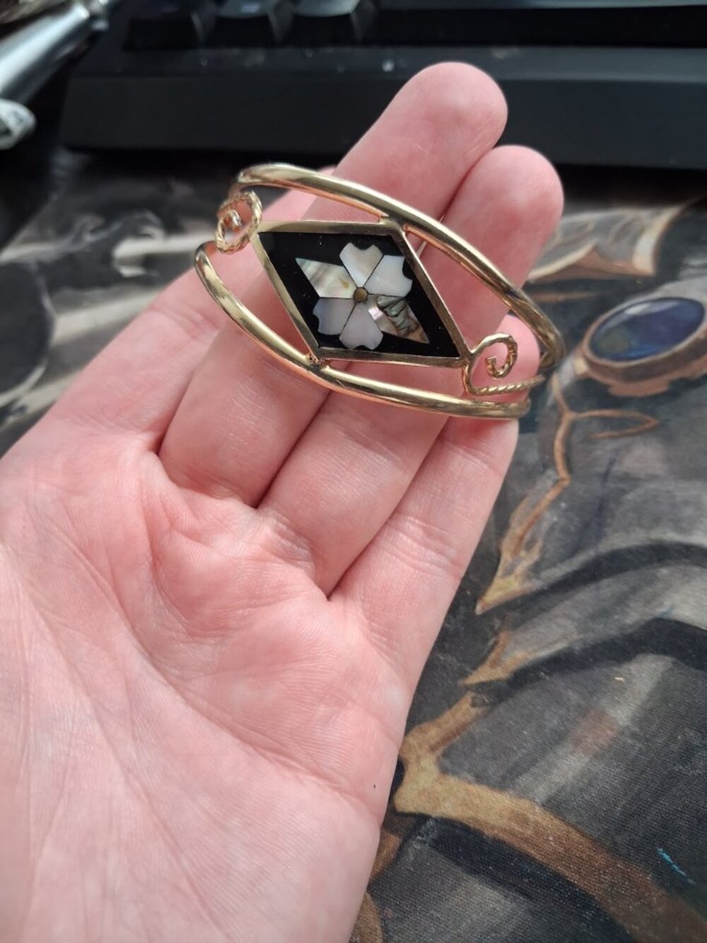 Alpaca Mexico Floral Cuff bracelet